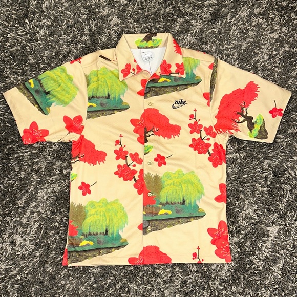New NIKE Sportswear Dri-Fit Cherry Blossom Button Up Shirt jersey style - Picture 2 of 16